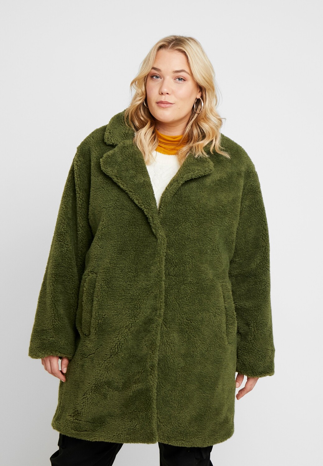 Пальто зимнее Urban Classics Curvy, оливковый, Зеленый, Пальто зимнее Urban Classics Curvy, оливковый
Пальто зимнее Urban Classics Curvy, оливковый, Зеленый, Пальто зимнее Urban Classics Curvy, оливковый