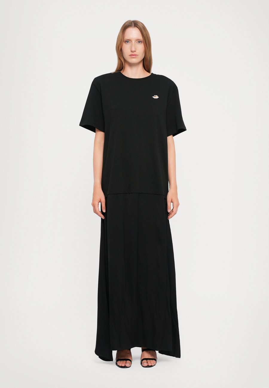 Платье Fiorucci BLACKANGEL MAXI T-DRESS, Black
Платье Fiorucci BLACKANGEL MAXI T-DRESS, Black