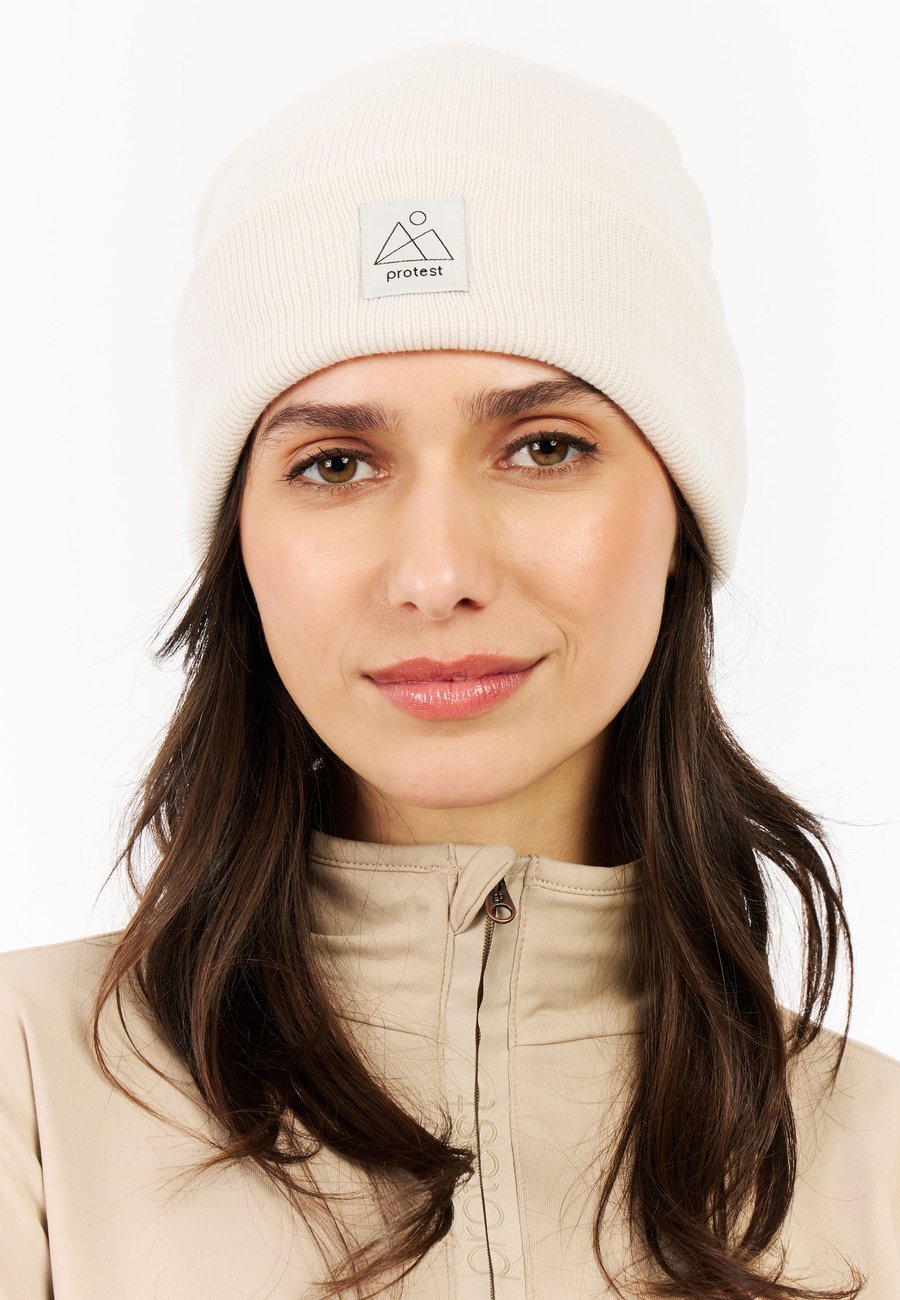 Шапка Protest PRI, Kitoffwhite/Off-White
Шапка Protest PRI, Kitoffwhite/Off-White