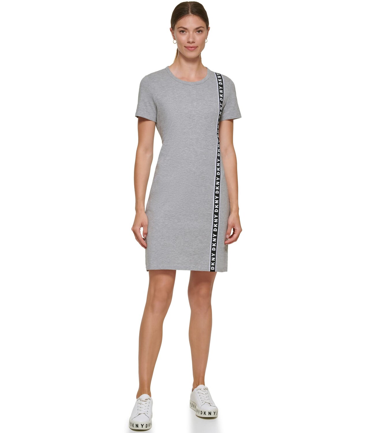 Платье DKNY, Short Sleeve Vertical Logo Tape Tee Dress
Платье DKNY, Short Sleeve Vertical Logo Tape Tee Dress