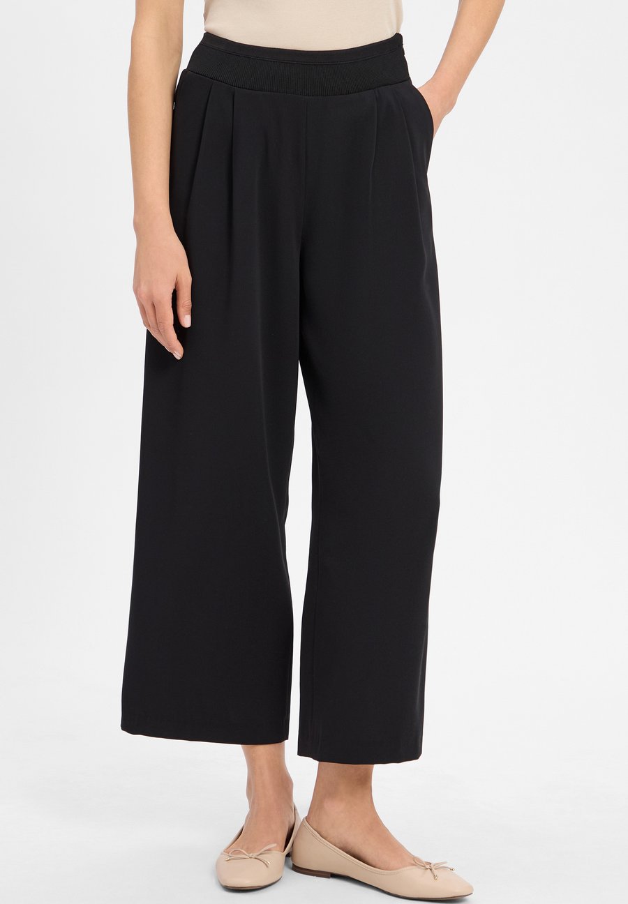 Брюки More & More Trousers, Schwarz/Black
Брюки More & More Trousers, Schwarz/Black