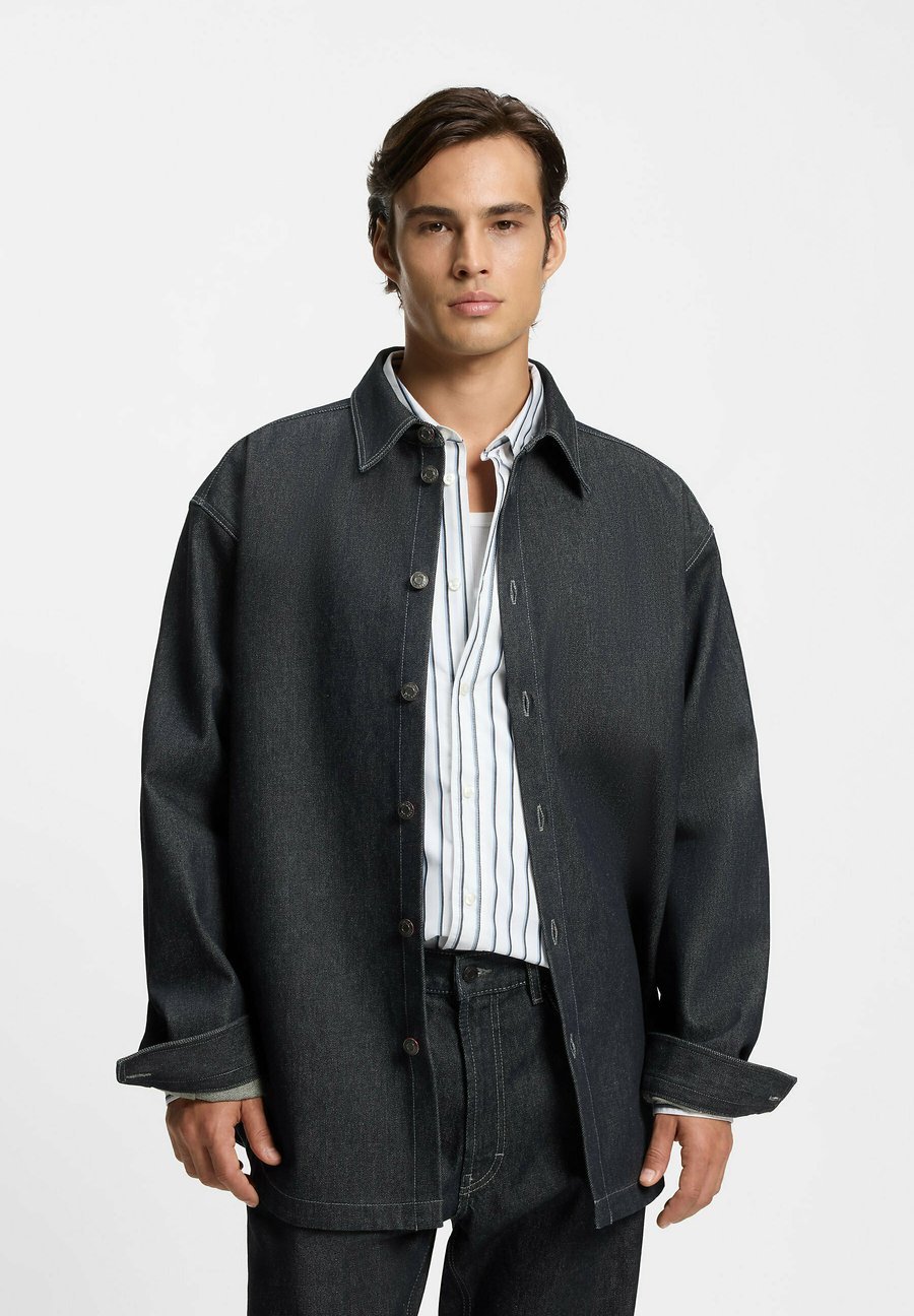 Куртка HUGO EMIKOL, Dark Blue Ten/Dark Blue
Куртка HUGO EMIKOL, Dark Blue Ten/Dark Blue