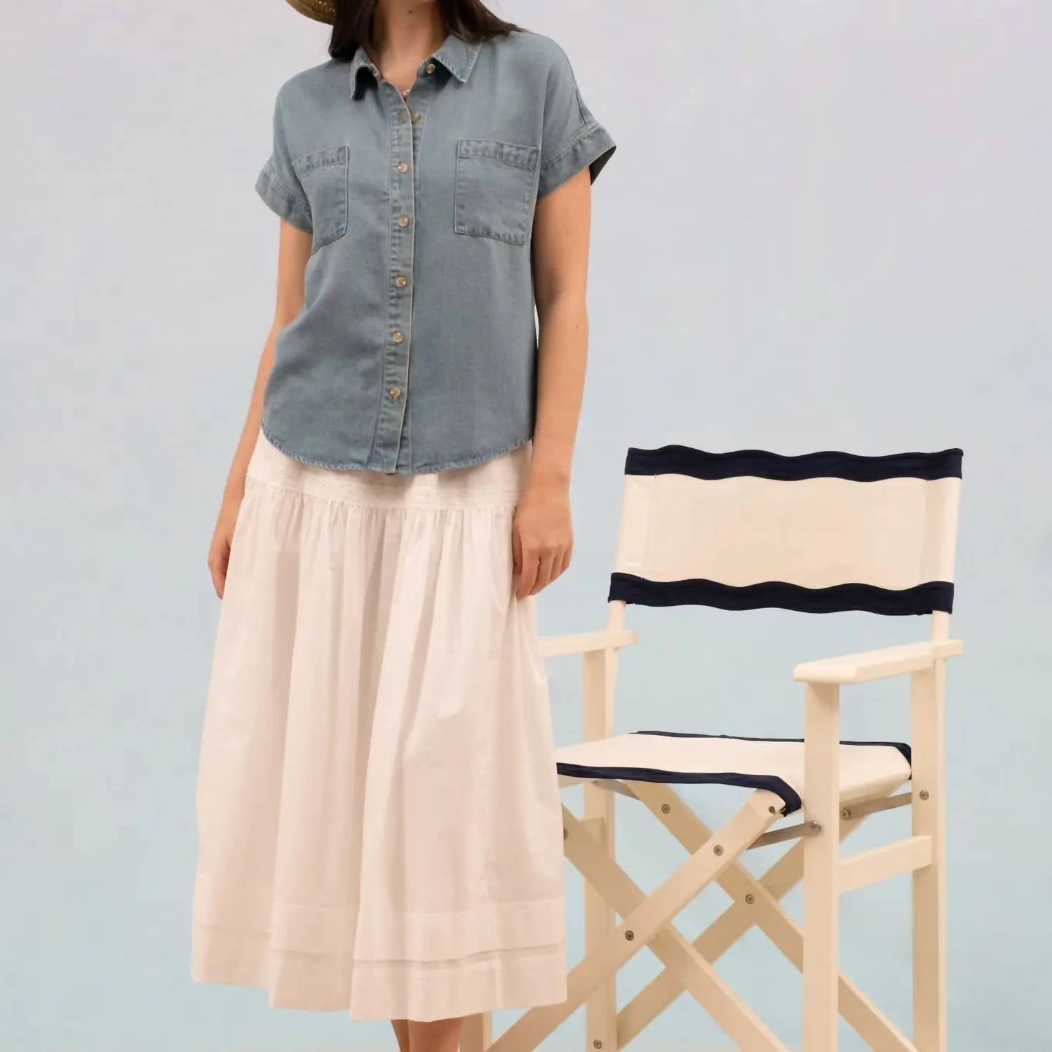 Голубая блузка на пуговицах Blu Pepper
Голубая блузка на пуговицах Blu Pepper