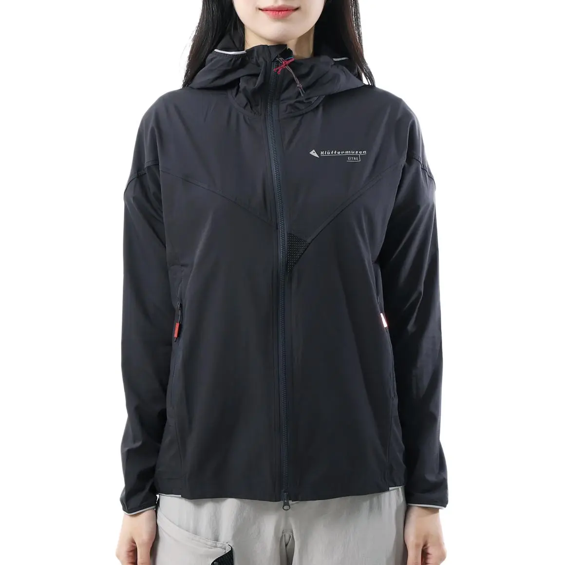 Женская ветровка Eitre Klattermusen, черный
Женская ветровка Eitre Klattermusen, черный