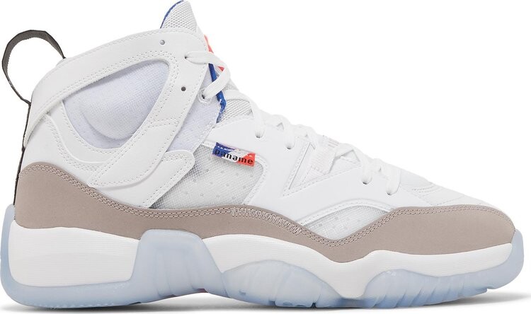 Кроссовки Paris Saint-Germain x Jumpman Two Trey Paname, белый
Кроссовки Paris Saint-Germain x Jumpman Two Trey Paname, белый