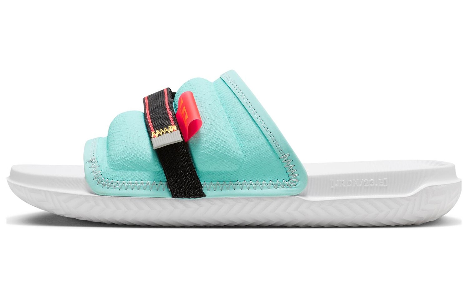 Мужские тапочки Jordan Play с ремешком на щиколотке
Мужские тапочки Jordan Play с ремешком на щиколотке