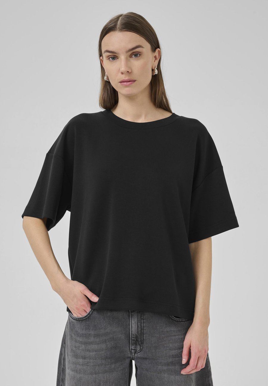 Футболка My Essential Wardrobe HELLE EMB BOXY, Black, Черный, Футболка My Essential Wardrobe HELLE EMB BOXY, Black
Футболка My Essential Wardrobe HELLE EMB BOXY, Black, Черный, Футболка My Essential Wardrobe HELLE EMB BOXY, Black