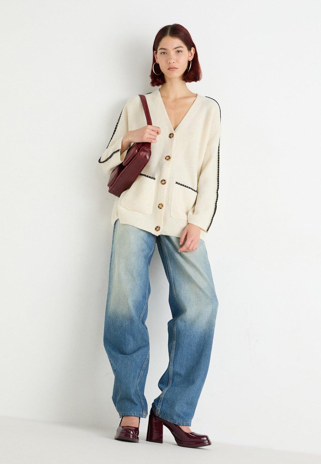 Кардиган VMZORA V NECK CARDIGAN Vero Moda, бежевый
Кардиган VMZORA V NECK CARDIGAN Vero Moda, бежевый