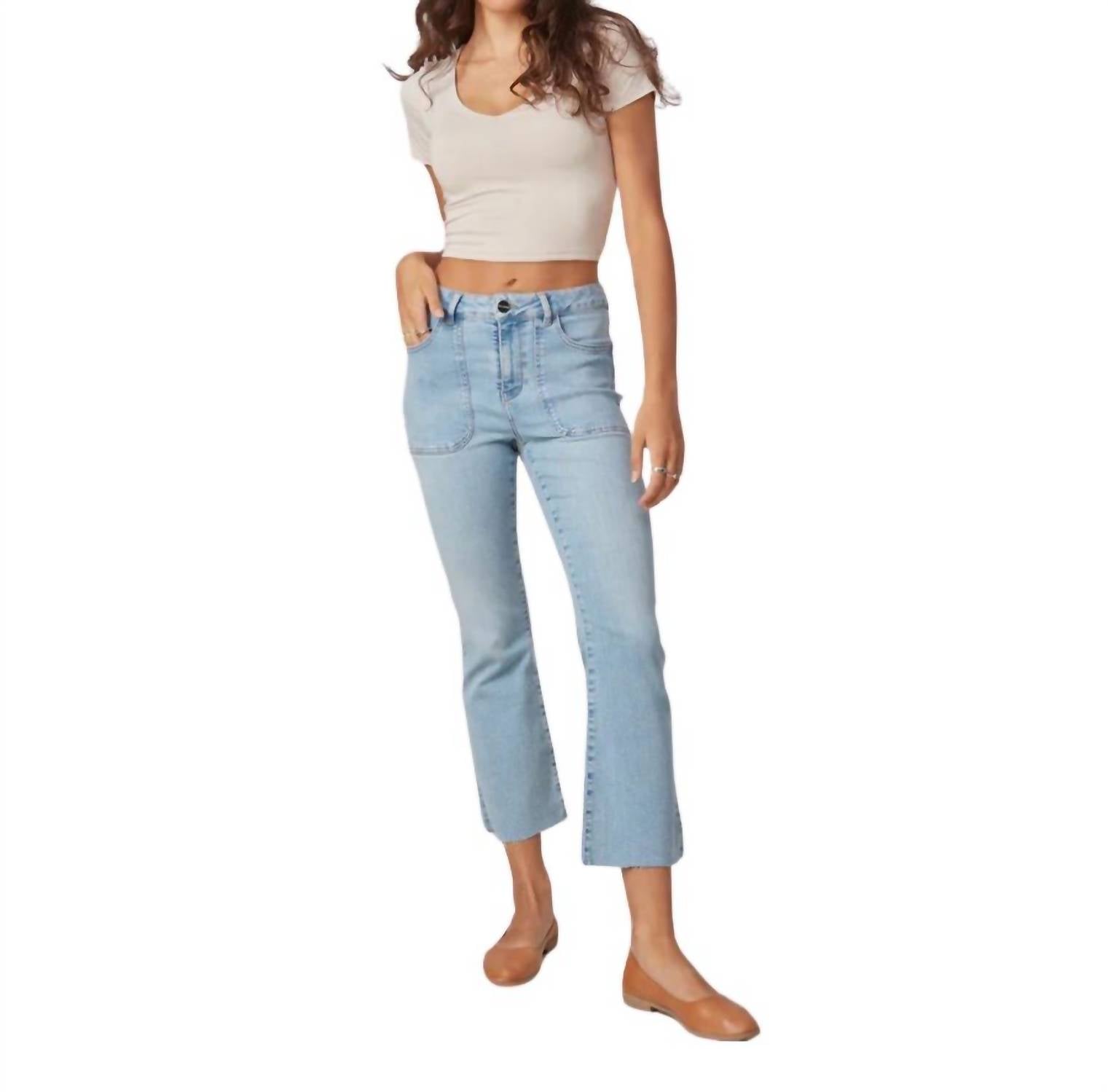 Джинсы Billie Bootcut с высокой посадкой из настоящего денима Lola Jeans, цвет true denim
Джинсы Billie Bootcut с высокой посадкой из настоящего денима Lola Jeans, цвет true denim