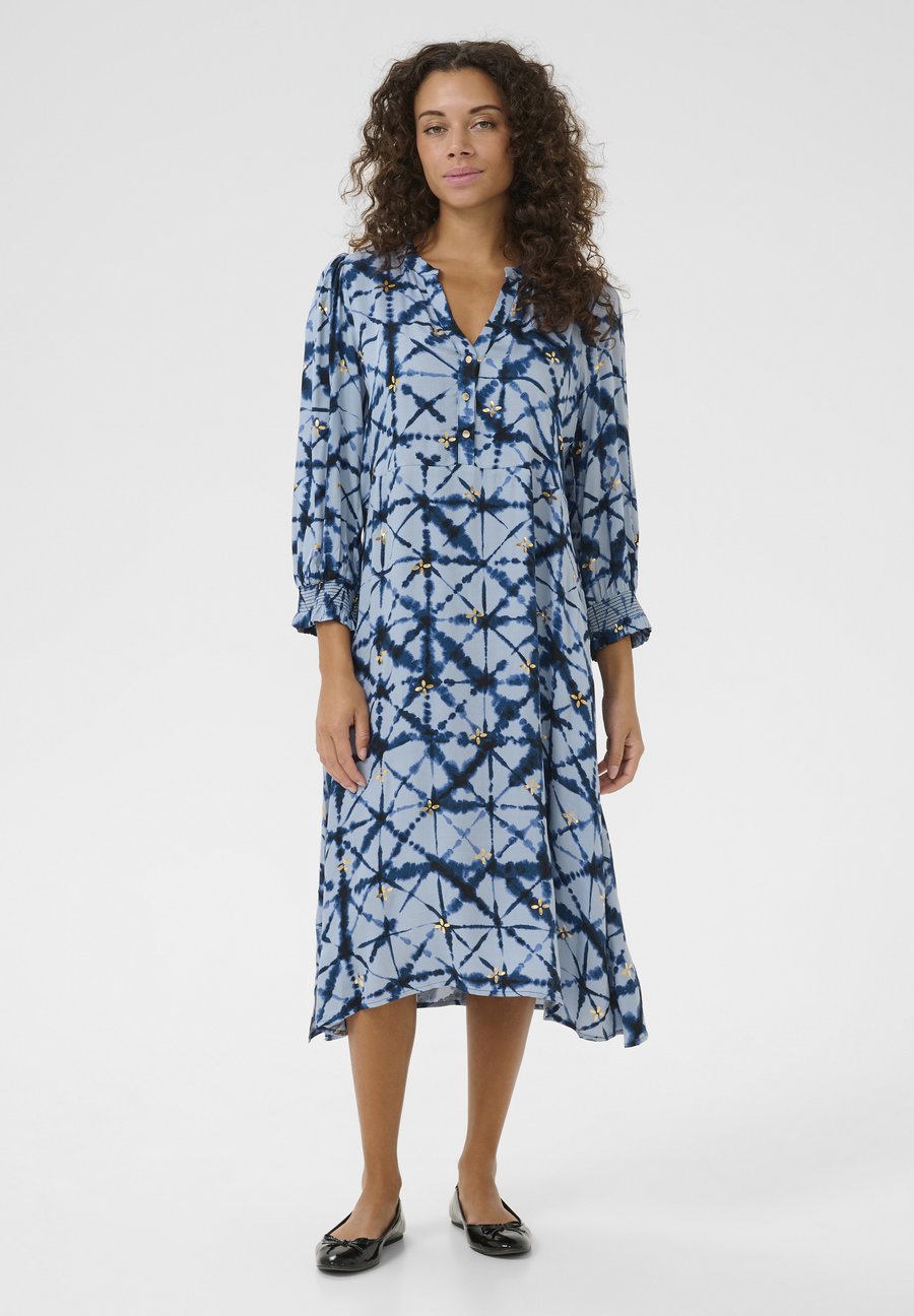 Платье Culture Day dress, Blue Batik/Blue
Платье Culture Day dress, Blue Batik/Blue