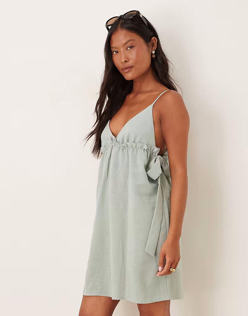 Мини-платье Vila Petite с бантом в цвете шалфейно-зеленый
Мини-платье Vila Petite с бантом в цвете шалфейно-зеленый