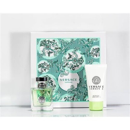 VERSACE Набор женской туалетной воды Versense 30 мл и лосьона для тела 50 мл - новые в упаковке
VERSACE Набор женской туалетной воды Versense 30 мл и лосьона для тела 50 мл - новые в упаковке