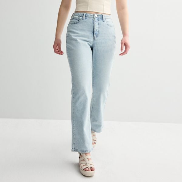 Джинсы-буткат с высокой посадкой и изгибами в стиле 90-х So, цвет lite wash
Джинсы-буткат с высокой посадкой и изгибами в стиле 90-х So, цвет lite wash