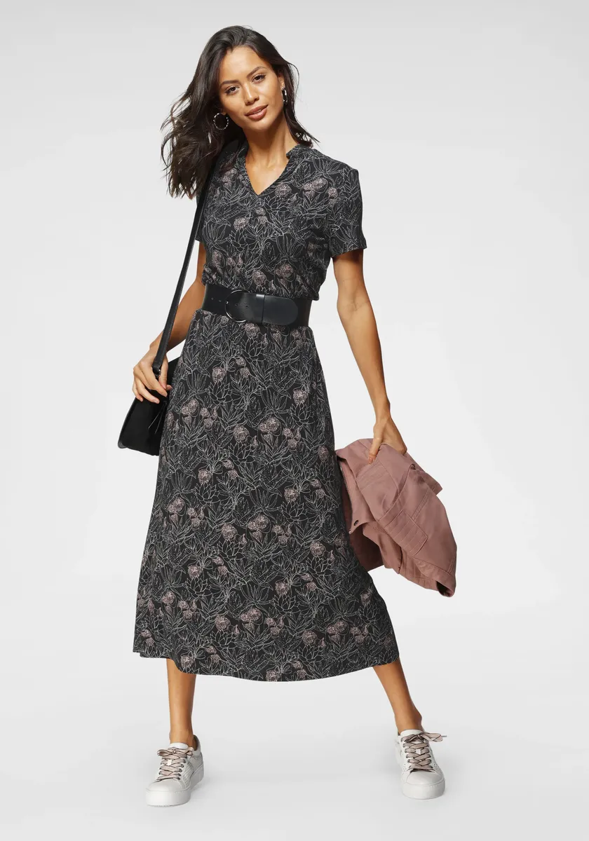 Трикотажное платье Laura Scott модной длины миди, цвет Schwarz-Rosa-Geblümt
Трикотажное платье Laura Scott модной длины миди, цвет Schwarz-Rosa-Geblümt