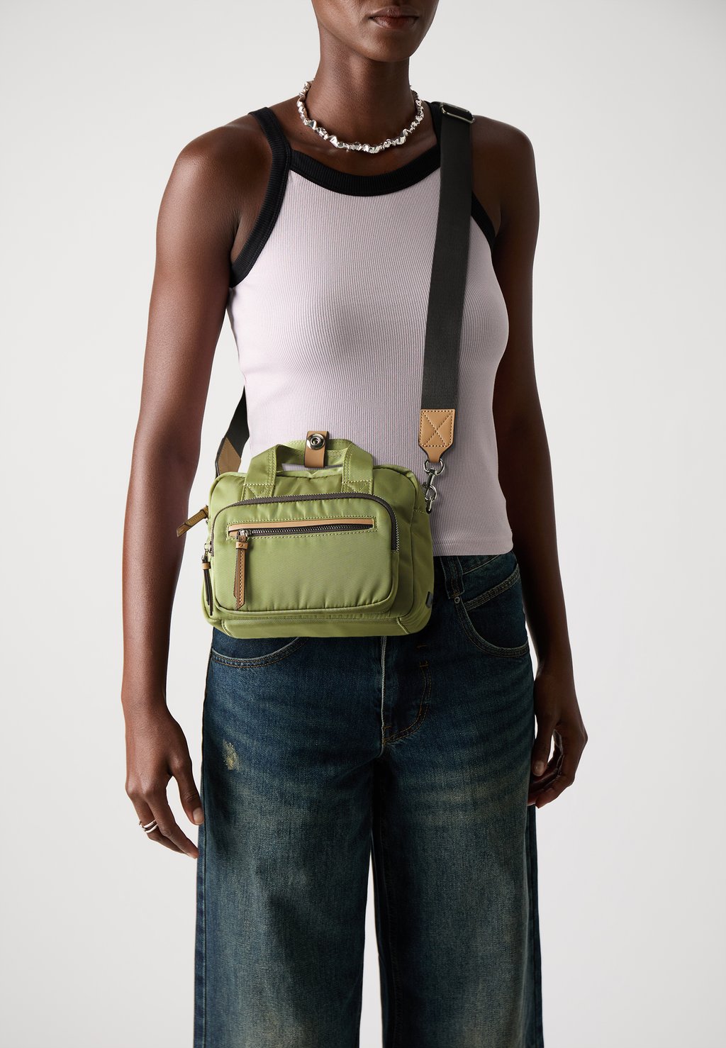 Сумка через плечо CROSSBODY BAG PARFOIS, зеленый
Сумка через плечо CROSSBODY BAG PARFOIS, зеленый