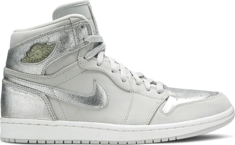 Кроссовки Air Jordan 1 Retro Hi Silver 25th Anniversary, серый
Кроссовки Air Jordan 1 Retro Hi Silver 25th Anniversary, серый