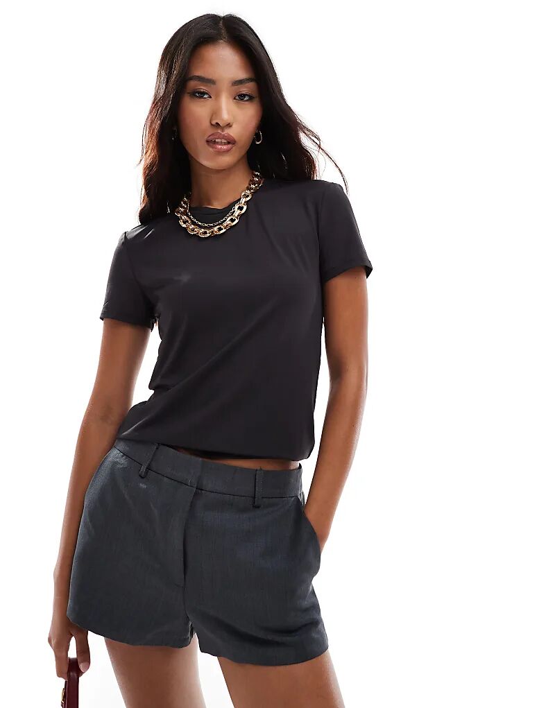 Обтягивающая бесшовная футболка черного цвета ONLY, Черный, Обтягивающая бесшовная футболка черного цвета ONLY
Обтягивающая бесшовная футболка черного цвета ONLY, Черный, Обтягивающая бесшовная футболка черного цвета ONLY