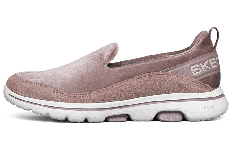 Кроссовки Go Walk 5 Lifestyle женские с низким верхом розового/белого цвета Skechers
Кроссовки Go Walk 5 Lifestyle женские с низким верхом розового/белого цвета Skechers