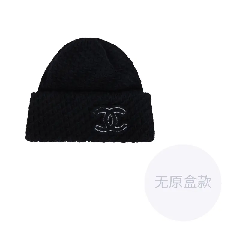 CHANEL Кашемировая женская шапка черная, Black
CHANEL Кашемировая женская шапка черная, Black