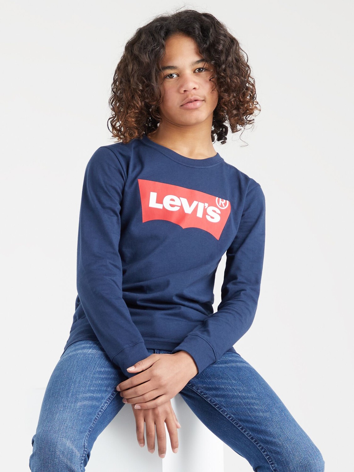 Детская футболка с длинными рукавами и логотипом летучей мыши Levi's, темно-синий
Детская футболка с длинными рукавами и логотипом летучей мыши Levi's, темно-синий