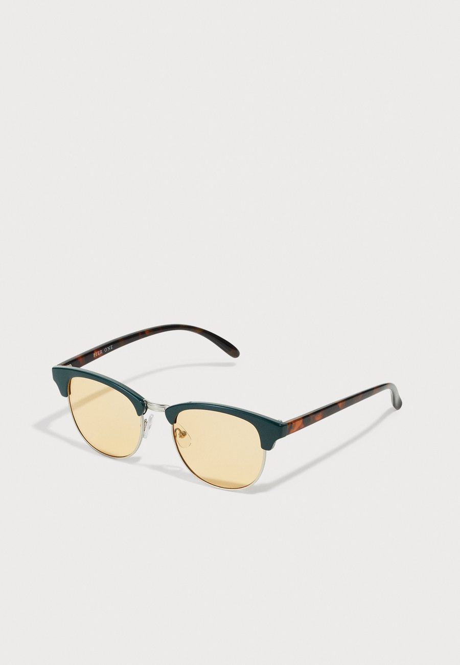 Солнцезащитные очки Pier One UNISEX, Green
Солнцезащитные очки Pier One UNISEX, Green