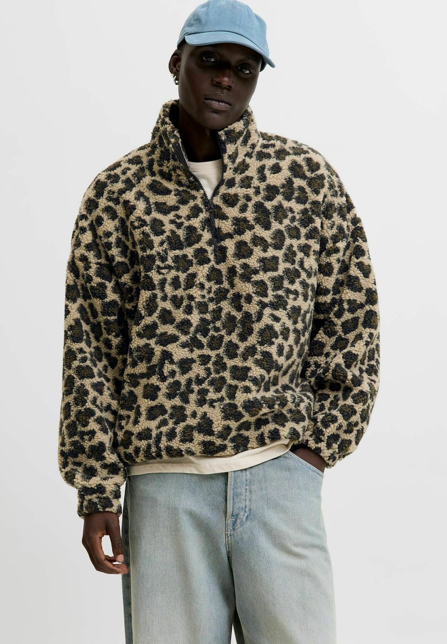 Джемпер Jack & Jones Fleece jumper, Castor Gray/Light Grey
Джемпер Jack & Jones Fleece jumper, Castor Gray/Light Grey