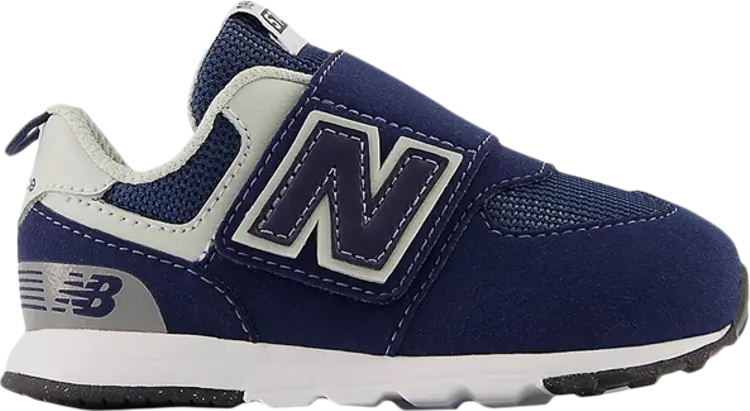 Кроссовки New Balance 574 New-B Hook & Loop Toddler X-Wide 'Navy White', синий
Кроссовки New Balance 574 New-B Hook & Loop Toddler X-Wide 'Navy White', синий