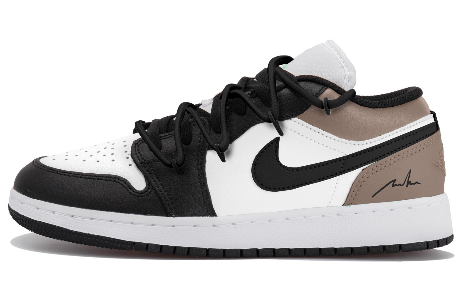 Кроссовки Air Jordan 1 Vintage Basketball Shoes Women's Low-top Black/White/Brown, белый
Кроссовки Air Jordan 1 Vintage Basketball Shoes Women's Low-top Black/White/Brown, белый