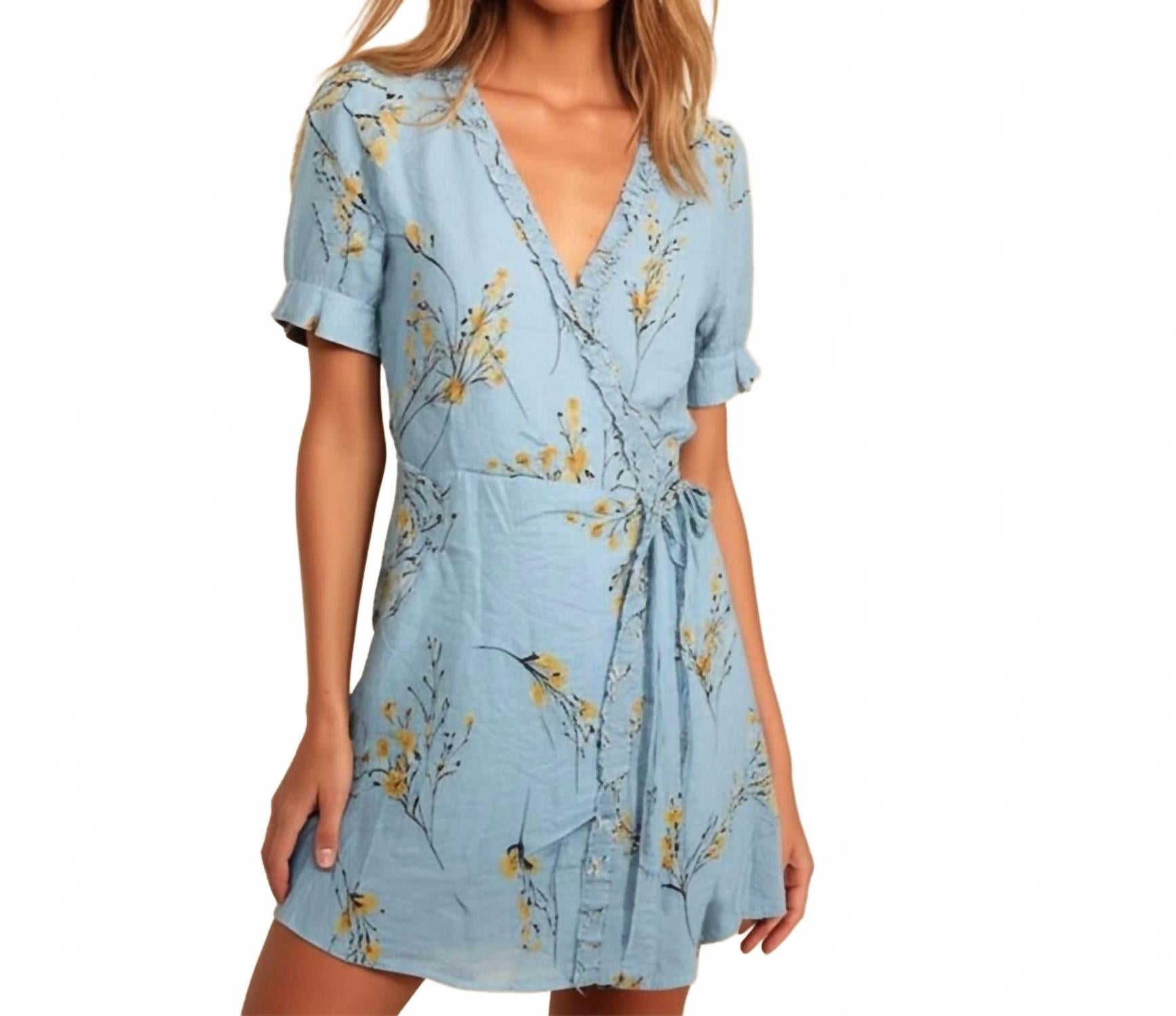 Калифорнийское платье-расклешенное в синем цвете Peach Love
Калифорнийское платье-расклешенное в синем цвете Peach Love