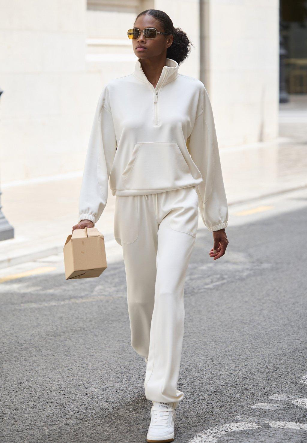 Спортивные штаны Copenhagen Studios, белый
Спортивные штаны Copenhagen Studios, белый