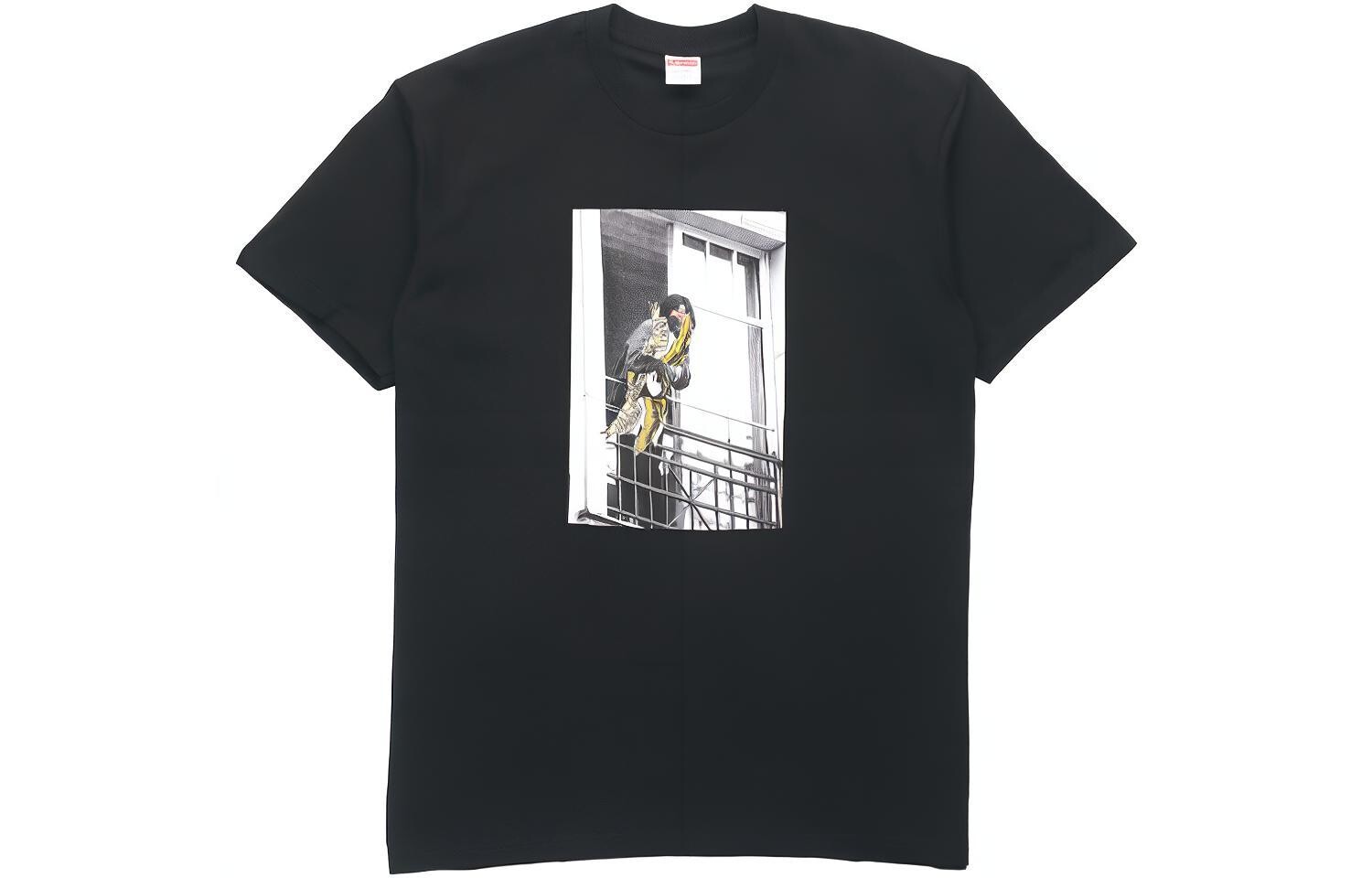 Футболка унисекс Supreme, черный
Футболка унисекс Supreme, черный