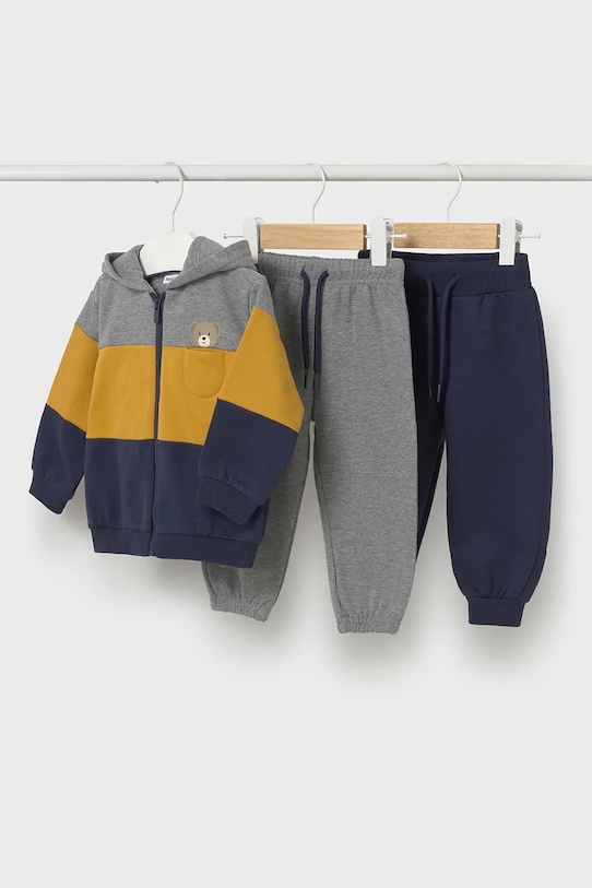 Детский спортивный костюм Mayoral, серый
Детский спортивный костюм Mayoral, серый