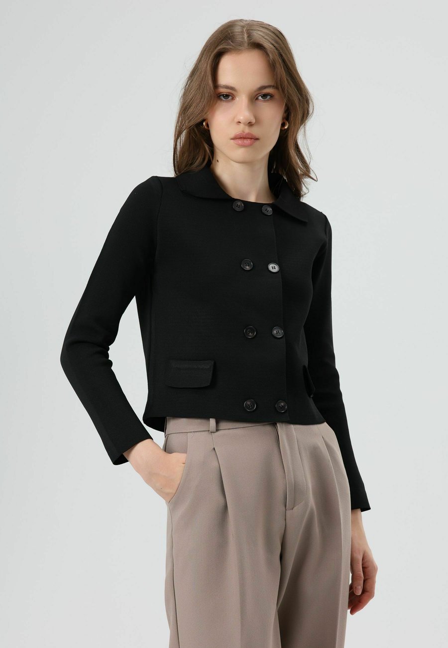 Кардиган D.MoRo Cardigan, Black
Кардиган D.MoRo Cardigan, Black