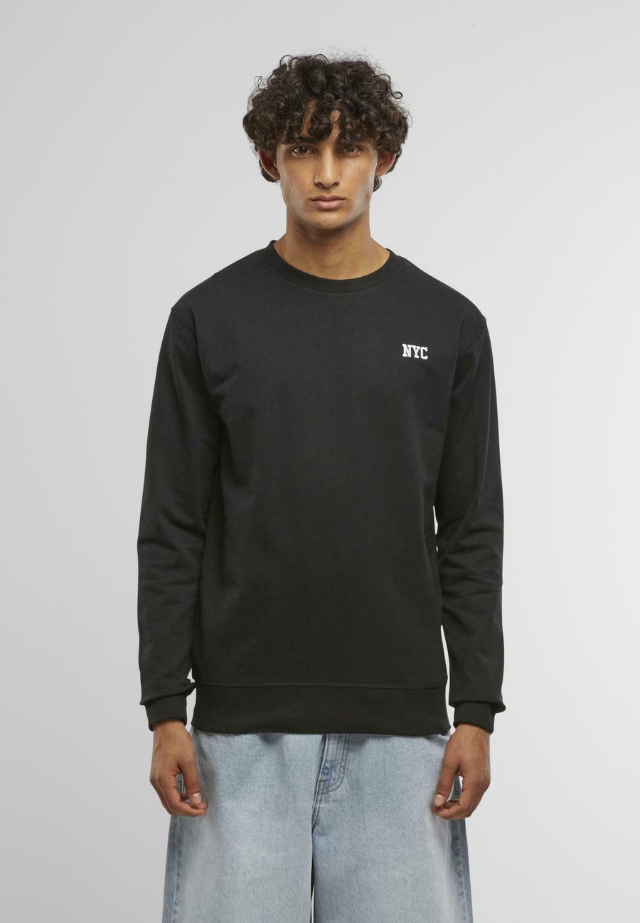 Толстовка Mister Tee NYC WORDING EMB LIGHT CREW , Black
Толстовка Mister Tee NYC WORDING EMB LIGHT CREW , Black