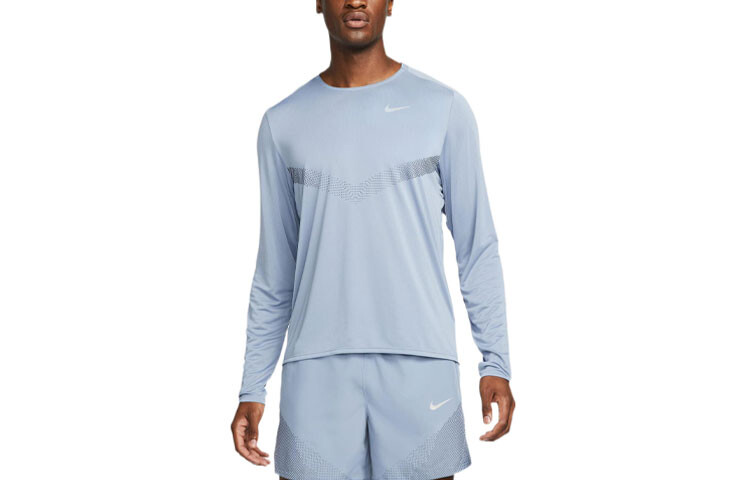 Мужская футболка Nike, цвет Blue
Мужская футболка Nike, цвет Blue