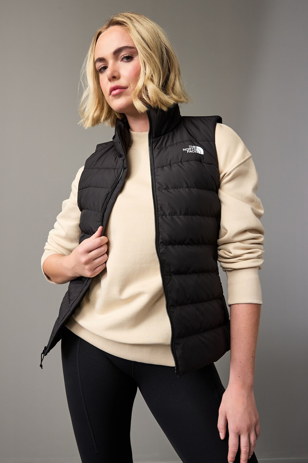 Женский жилет Aconcagua III The North Face, черный
Женский жилет Aconcagua III The North Face, черный