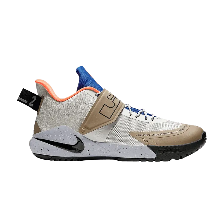 Кроссовки LeBron Ambassador 12 'Mowabb', коричневый
Кроссовки LeBron Ambassador 12 'Mowabb', коричневый