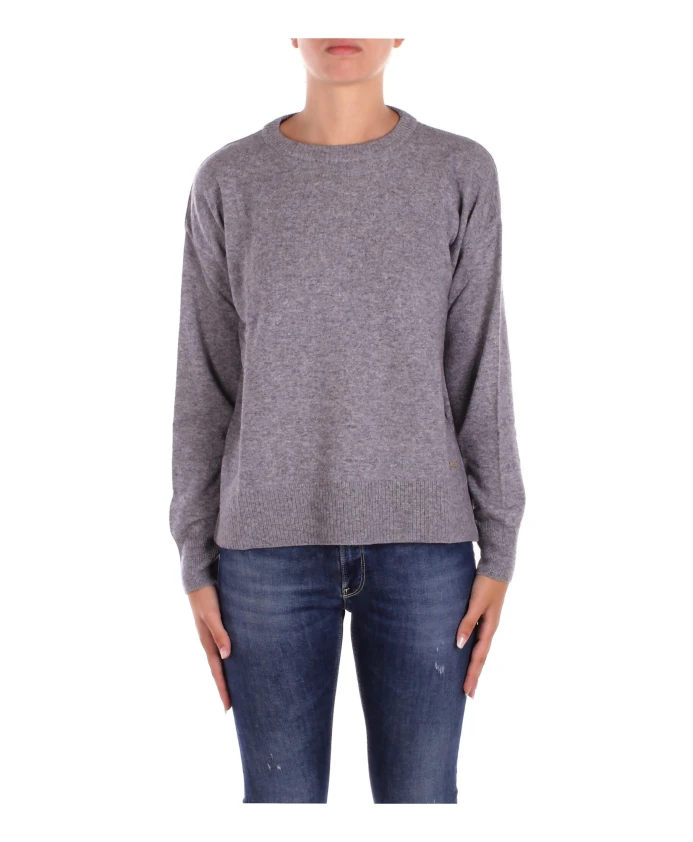 Серый пуловер, стандартный крой Woolrich, серый
Серый пуловер, стандартный крой Woolrich, серый