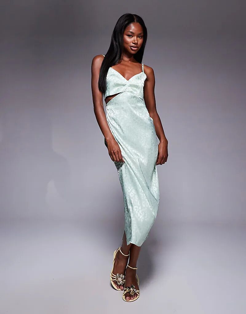 Платье мидакси Vesper со сборками спереди и вырезами в цвете шалфея
Платье мидакси Vesper со сборками спереди и вырезами в цвете шалфея