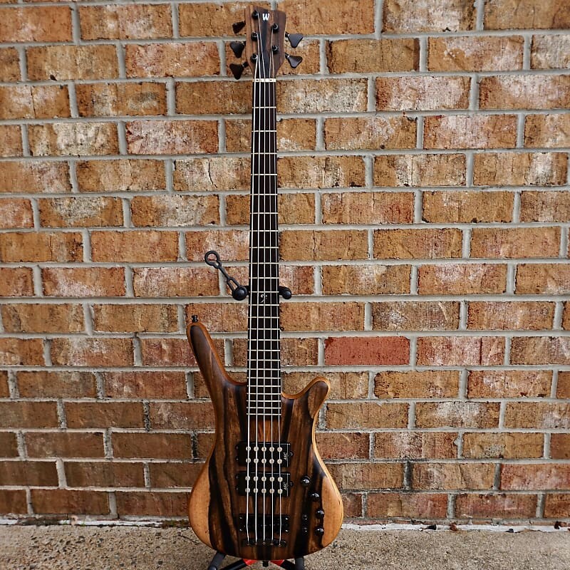 Басс гитара Warwick Masterbuilt Corvette $$ Neck-Through Limited Edition 2023 5-String Natural Oil Finish
Басс гитара Warwick Masterbuilt Corvette $$ Neck-Through Limited Edition 2023 5-String Natural Oil Finish
