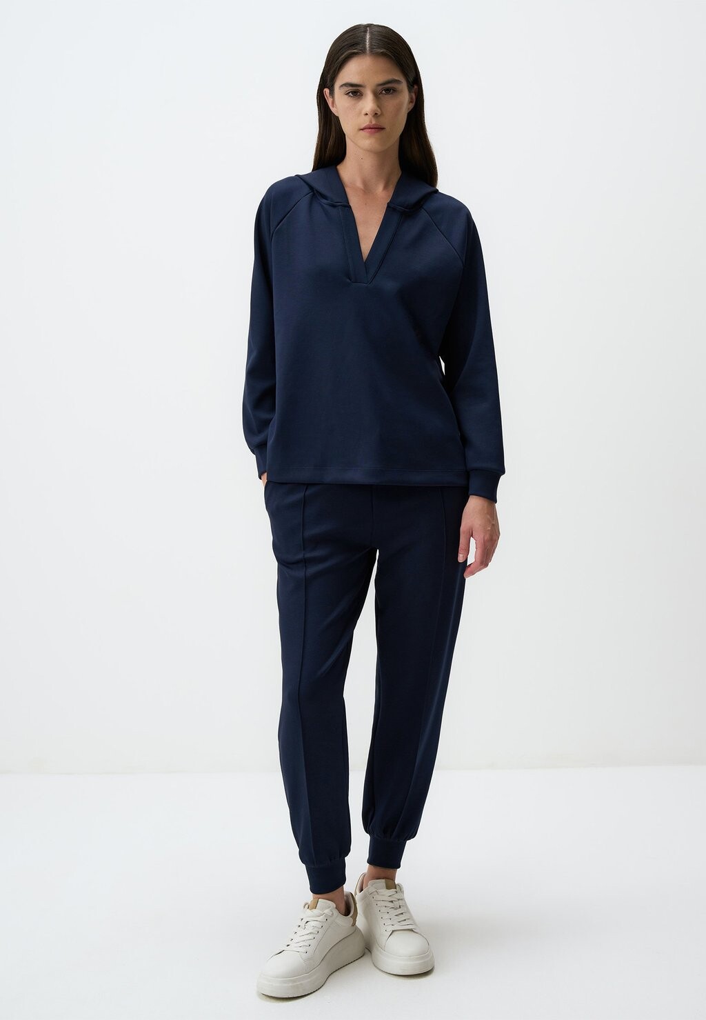 Толстовка с капюшоном COZY Jimmy Key, темно-синий
Толстовка с капюшоном COZY Jimmy Key, темно-синий