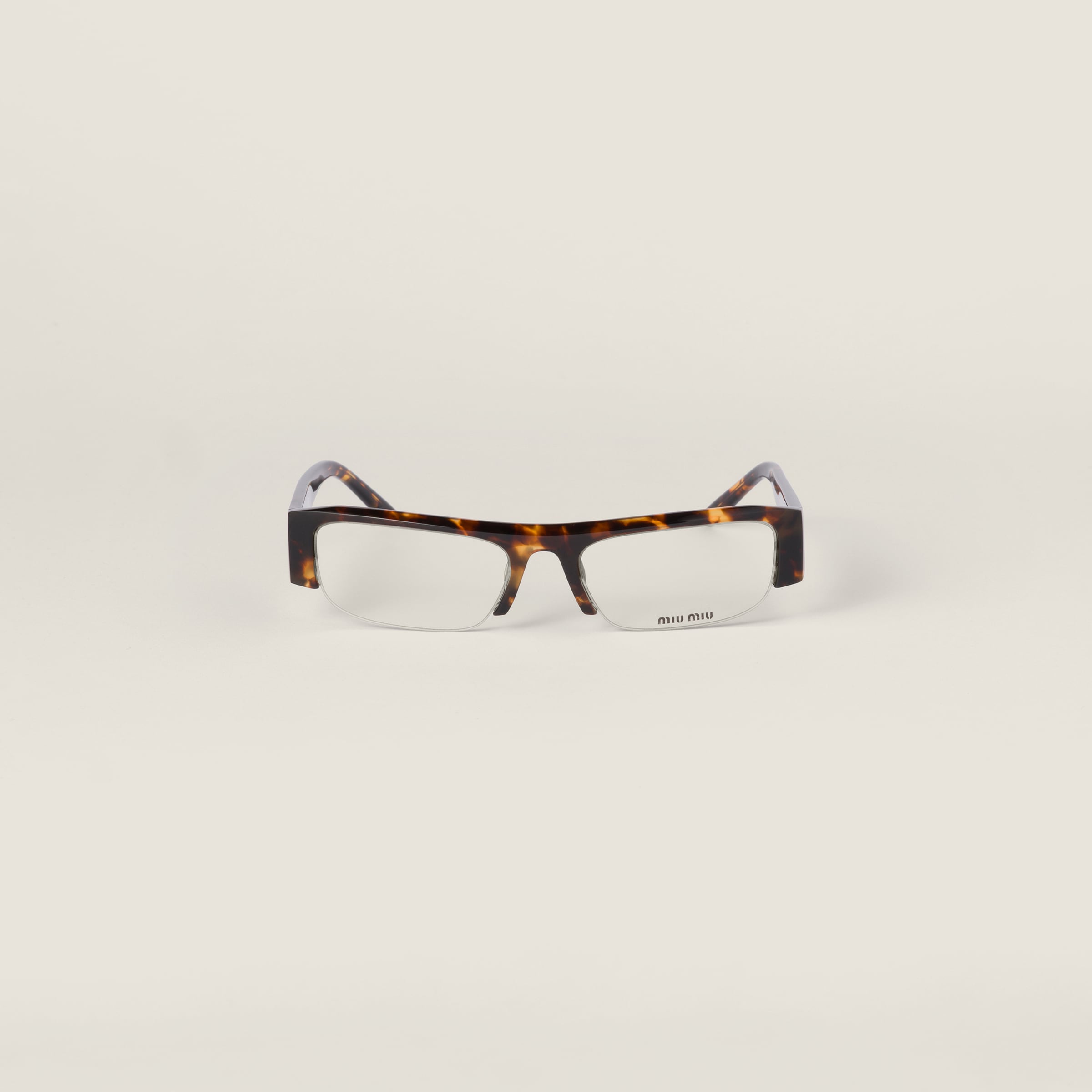 Солнцезащитные очки vedette MIU MIU, прозрачные линзы с голубым фильтром
Солнцезащитные очки vedette MIU MIU, прозрачные линзы с голубым фильтром