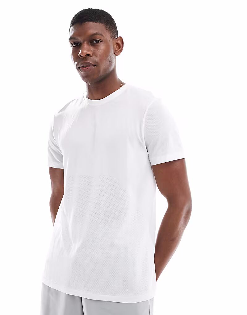 Футболка Under Armour Seamless Stride белого цвета 
Футболка Under Armour Seamless Stride белого цвета