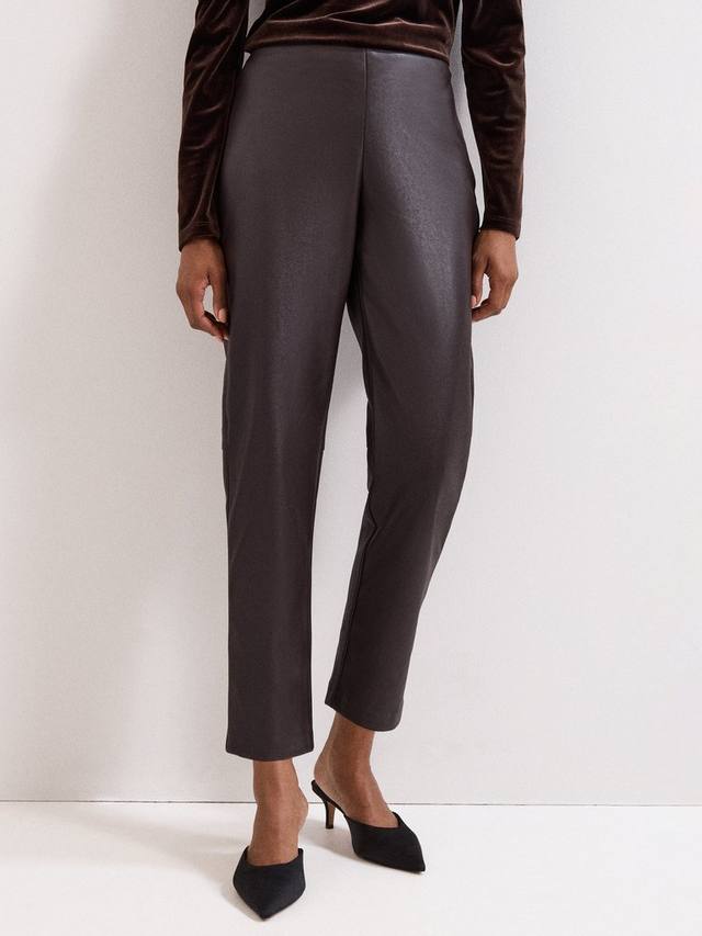 Брюки Mya укороченные из искусственной кожи Phase Eight, Brown
Брюки Mya укороченные из искусственной кожи Phase Eight, Brown