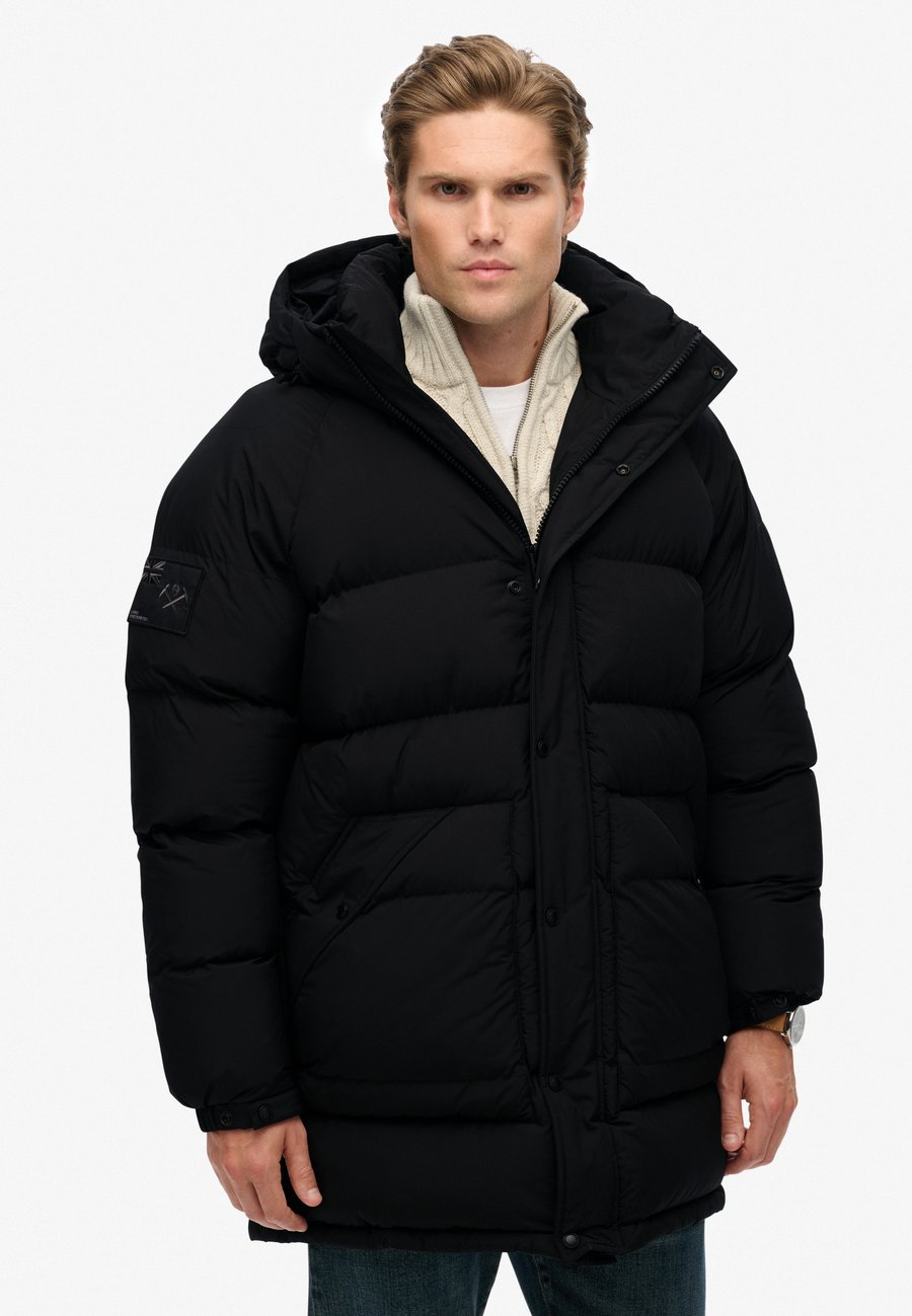 Пальто Superdry & Co XPD LONGLINE BAFFLE, Jet Black/Black
Пальто Superdry & Co XPD LONGLINE BAFFLE, Jet Black/Black