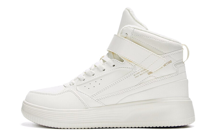 Кеды, скейтборд обувь женская высокая с белым верхом 361°
Кеды, скейтборд обувь женская высокая с белым верхом 361°