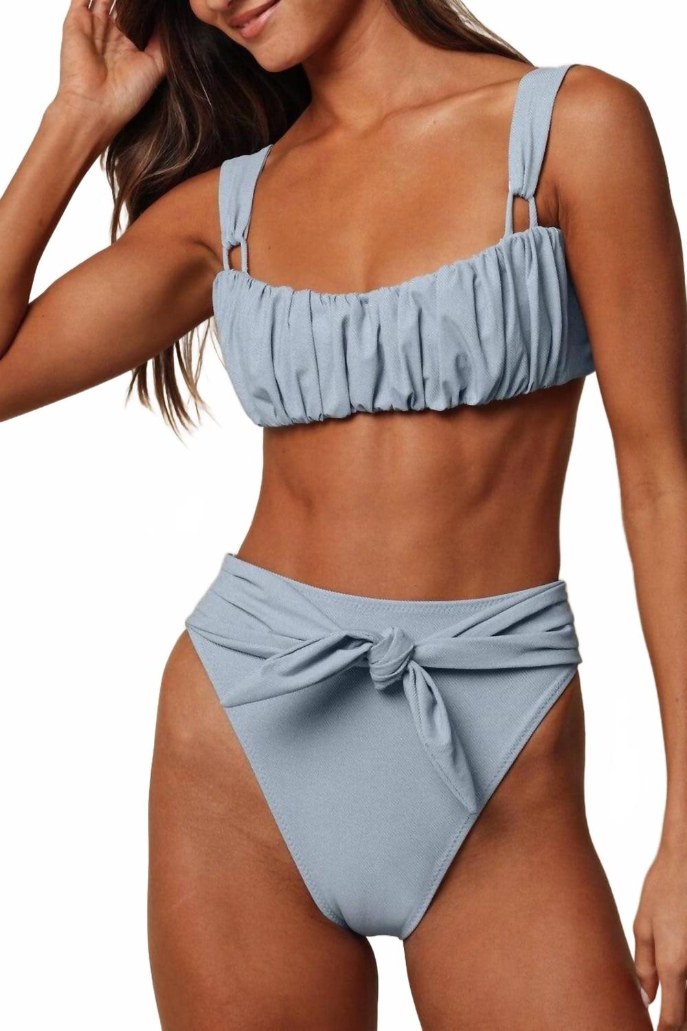 Бикини-топ Victoria из светлого денима Montce, Light Denim
Бикини-топ Victoria из светлого денима Montce, Light Denim