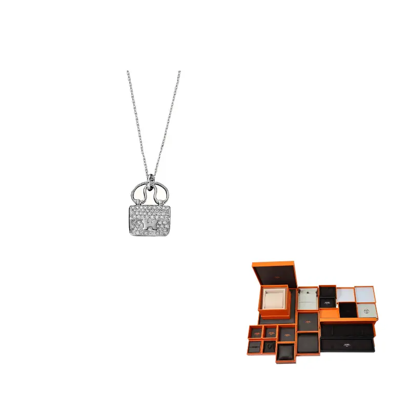 HERMES Ожерелье Constance Amulette из белого золота
HERMES Ожерелье Constance Amulette из белого золота