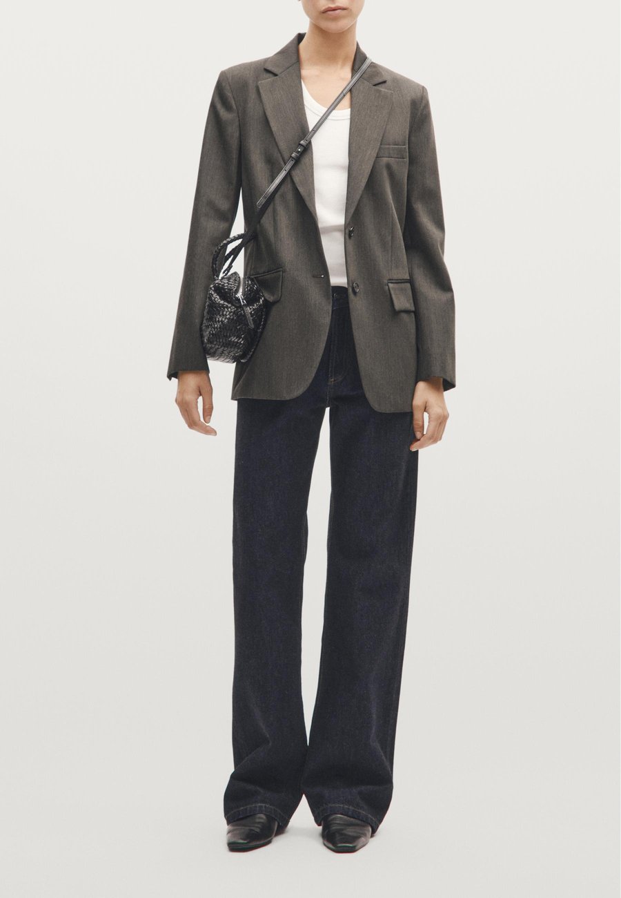 Сумка Massimo Dutti Handbag, Black
Сумка Massimo Dutti Handbag, Black