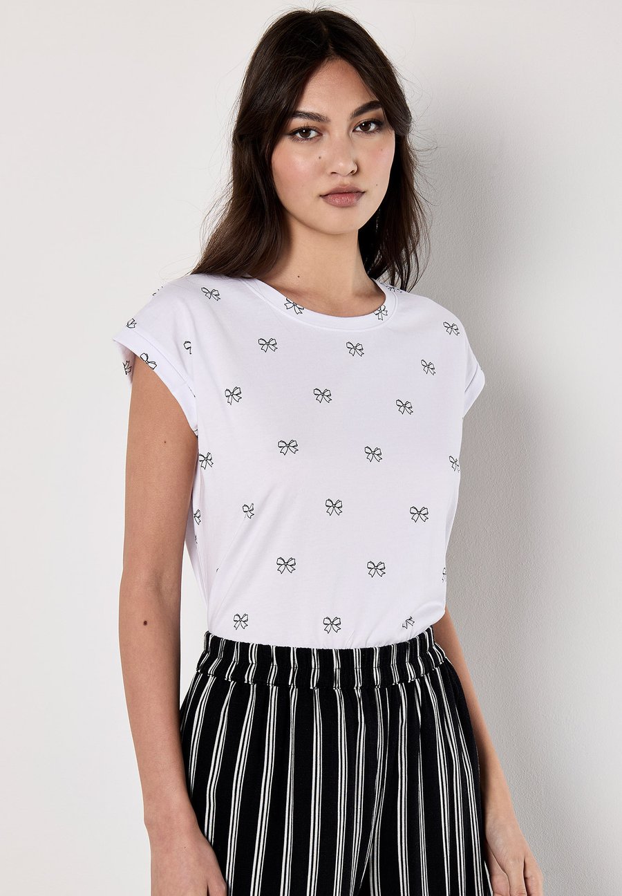 Футболка Apricot BOW, Black/White
Футболка Apricot BOW, Black/White